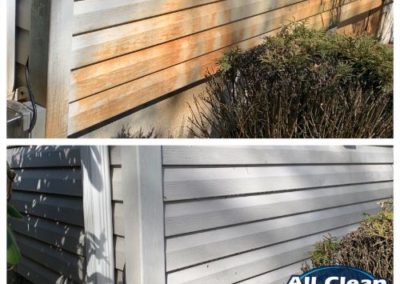 before and after power washing of rusty vinyl siding in Monmouth County, NJ